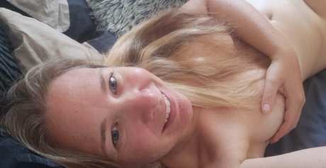 ifonlyheknew beautiful actress pics