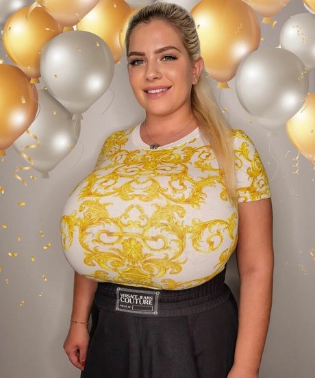 pawg shower onlyfans beautiful naked galleries