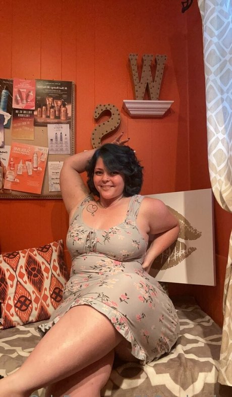 th3mcheeks model pretty pic