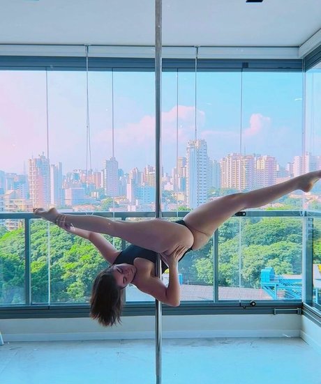 Sofia Santino star nice galleries