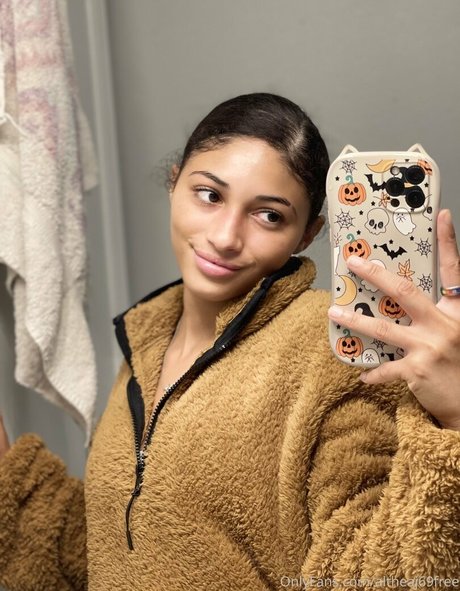 altheaj69free sexy actress picture