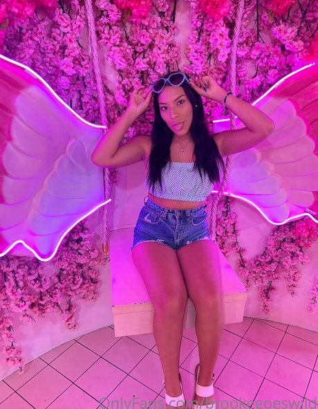 brookegoeswild star top galleries