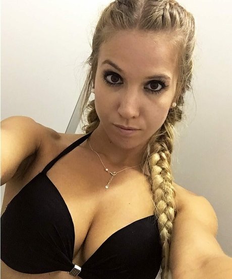 Veszprem Megye star nudes pictures