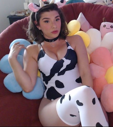 InvaderVie pornstar free photo