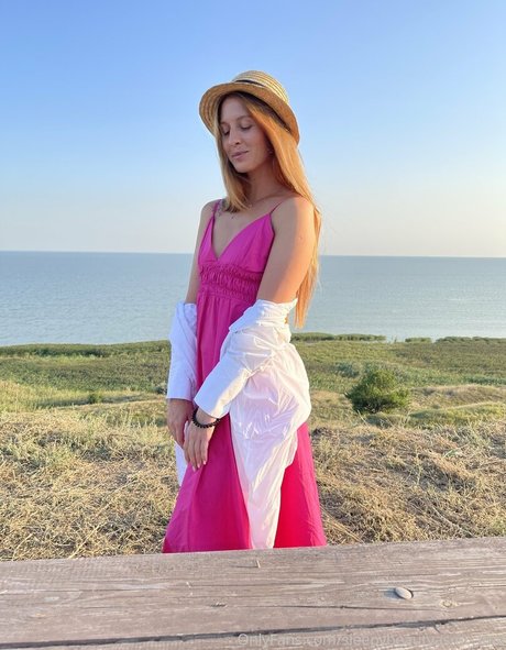 sleepybeautyasmr free model sexy image