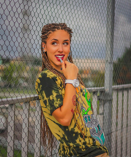 molly4 20 nude star image