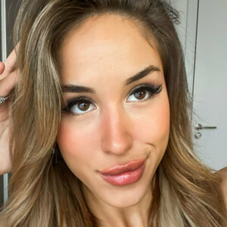 molly4 20 star top pics