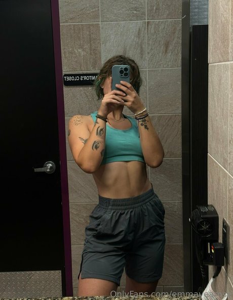 emmayearose art model images