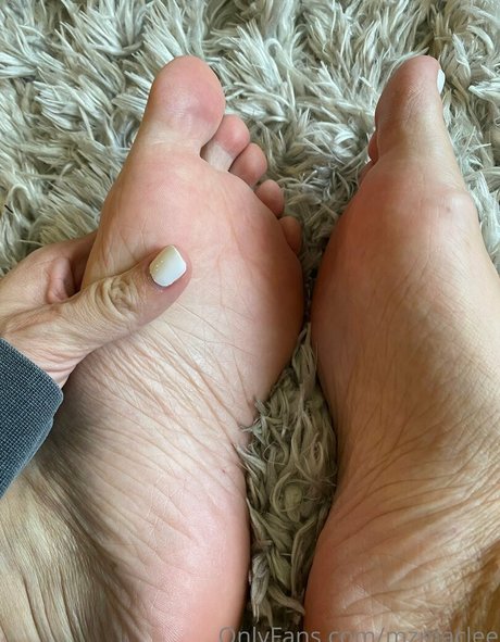 mzmaclee exclusive model archive