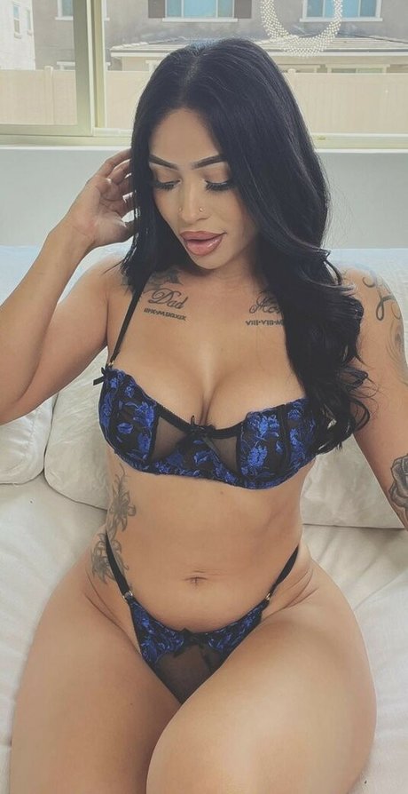 therealissalicious pornstar top photo