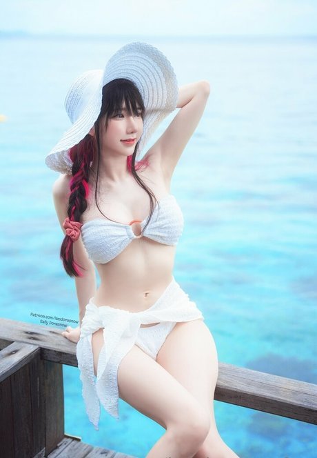 iamdorasnowfree actress images