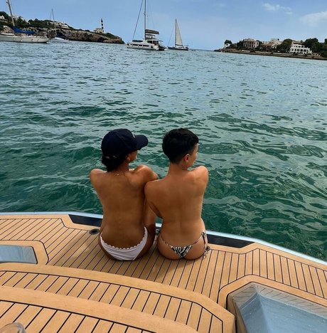 Jessie Mei Lee nude actress archive