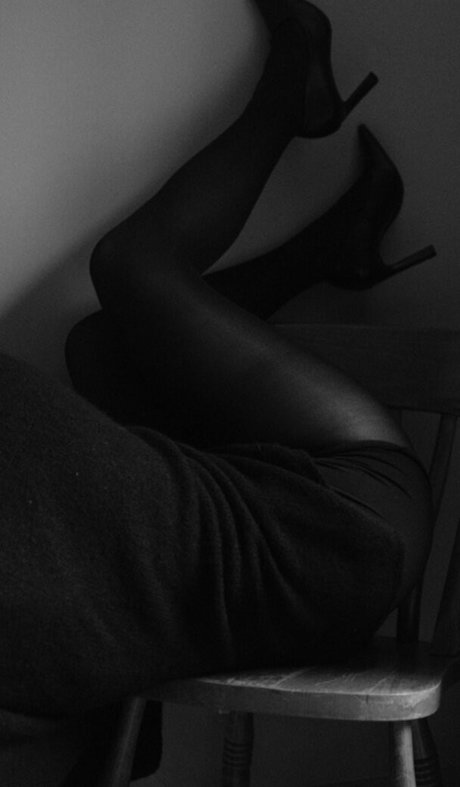 gloryhole onlyfans beautiful nude img