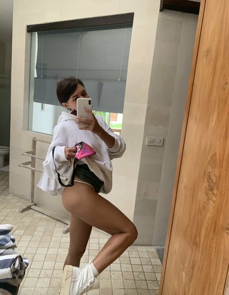 grilled avocadoz model hd pictures