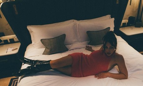 Billie Piper adult actress galleries