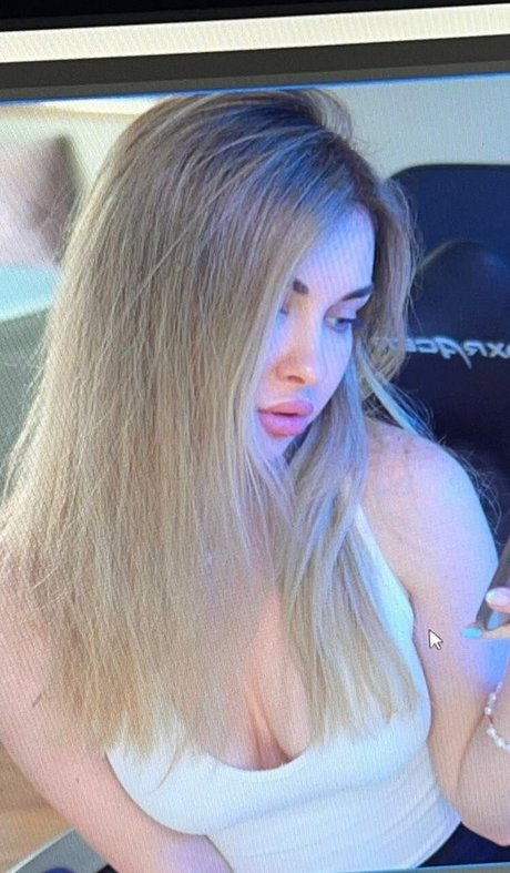 Arina Berdnikova pretty star pictures