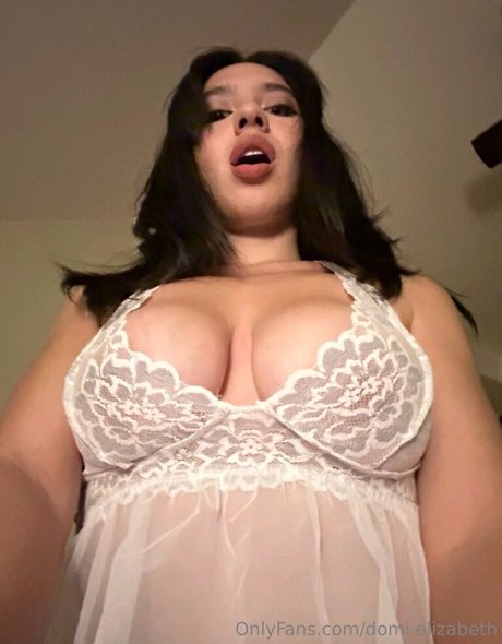 domi elizabethh hot model pic