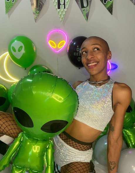 glasses onlyfans nice archive