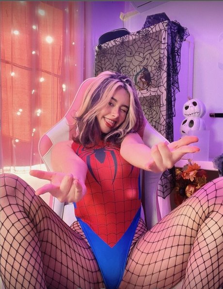 xlightmoonx perfect actress galleries