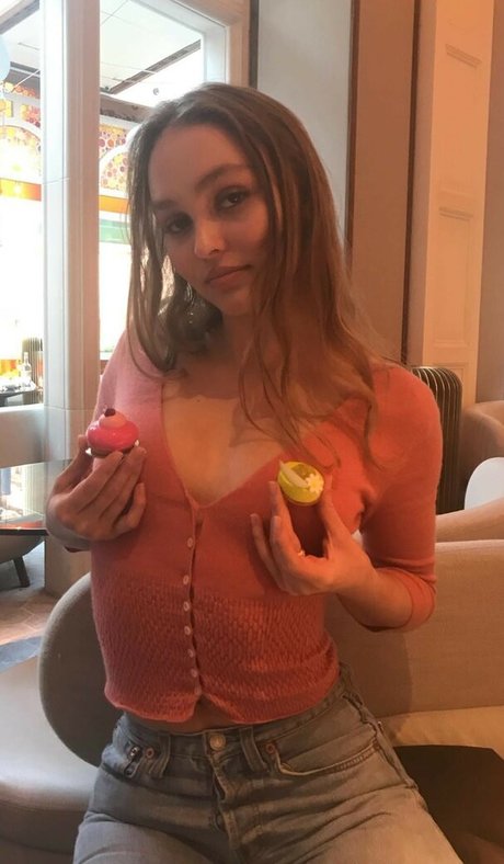 Lily Rose Depp thumbnail