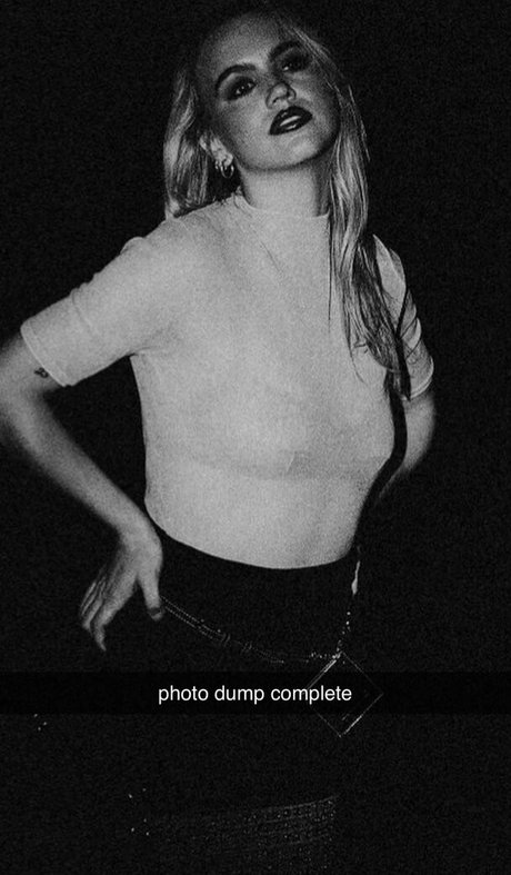 saggy tits onlyfans art naked photo