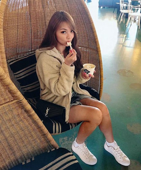 Cindy Phan star hd gallery