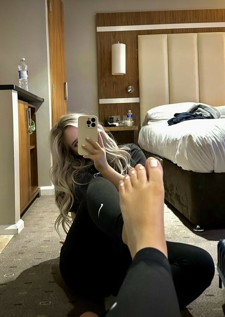 Decadex nude star picture