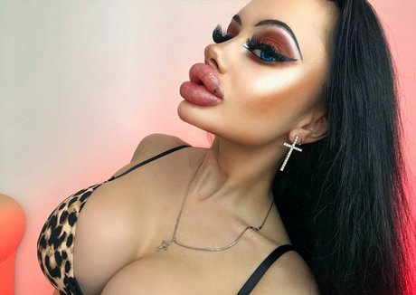 allison alis naked actress pics