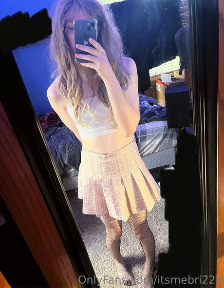 itsmebri223 sex model galleries