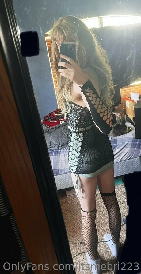 itsmebri223 nudes star photo