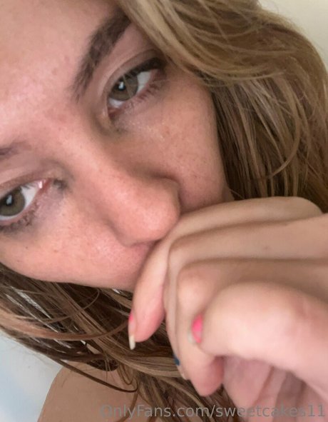 sweetcakes11 star adult pic