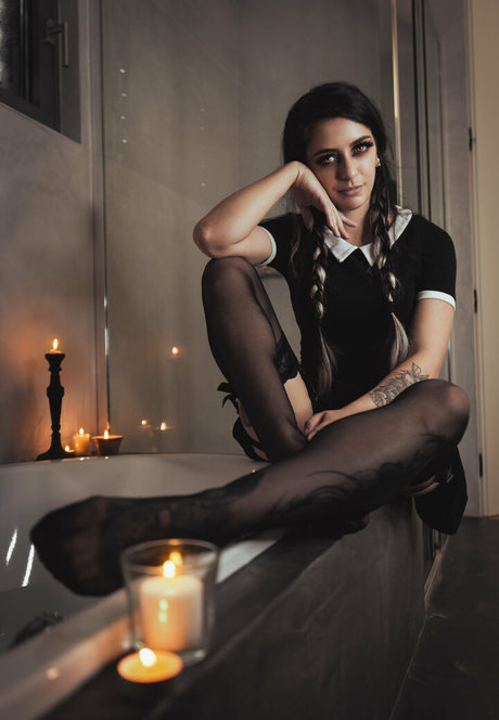 Kylarensw pretty actress images