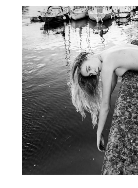 Riley Anne top model pics