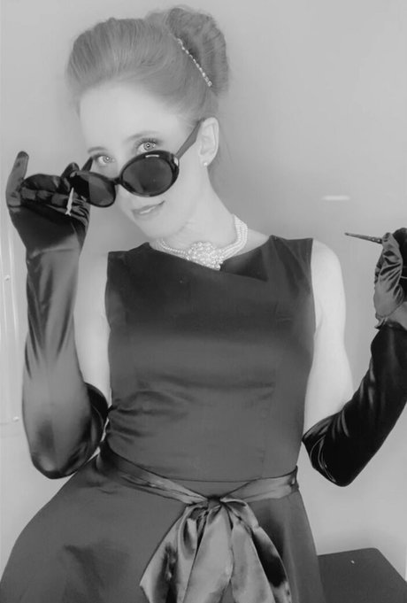 queen of spades onlyfans hot photos