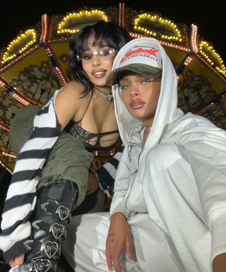 HanaMyMood star naked image