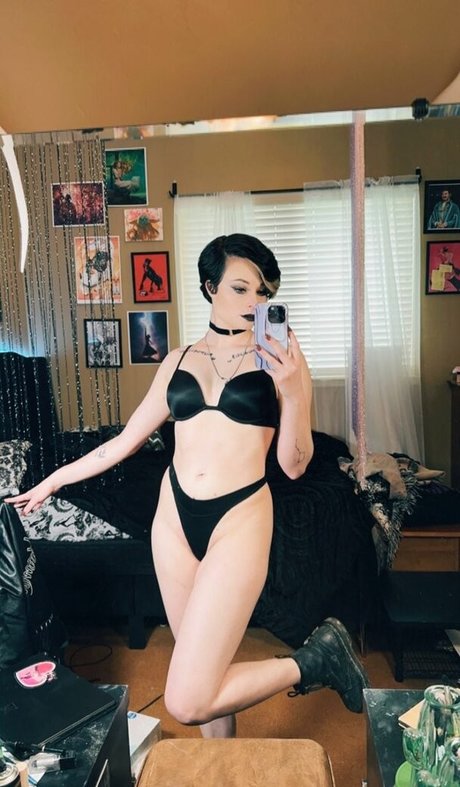 beautiful blonde onlyfans art porn galleries