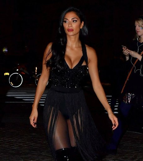 Nicole Scherzinger pornstar top images