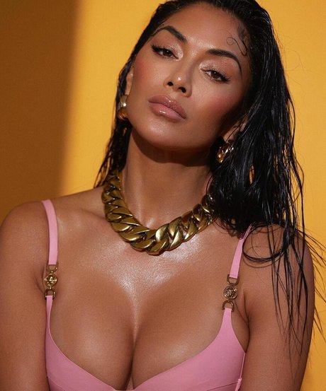 Nicole Scherzinger model sex image