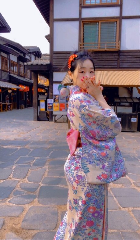 Ninibae adult actress photos