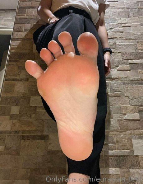 undressing onlyfans top pics