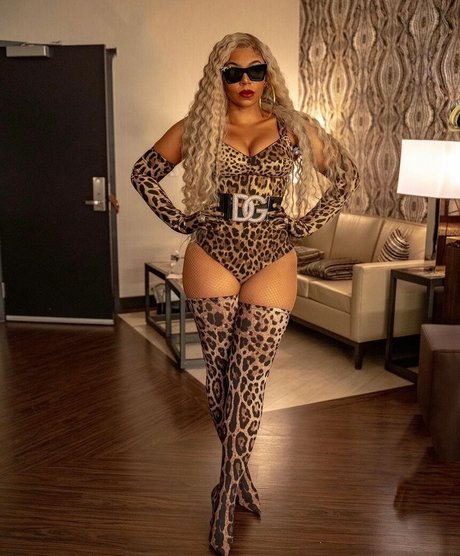 Ashanti star perfect pic