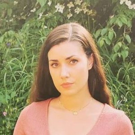 yabbe perfect actress image