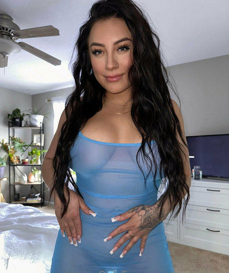 baddybina beautiful model pic