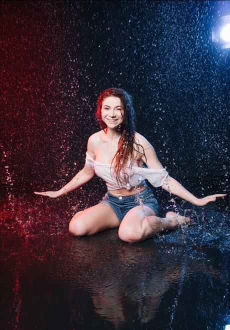 Nancy Novikova porn model photos