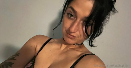 jessicalillian adult model pic