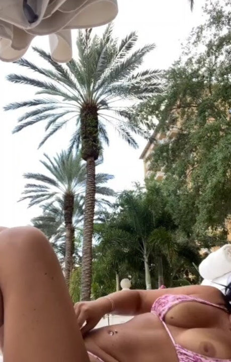 Allyamorxo pornstar hd archive