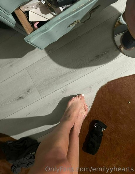 emilyyhearts xxx pornstar picture