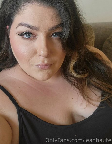 leahhaute hd star photo