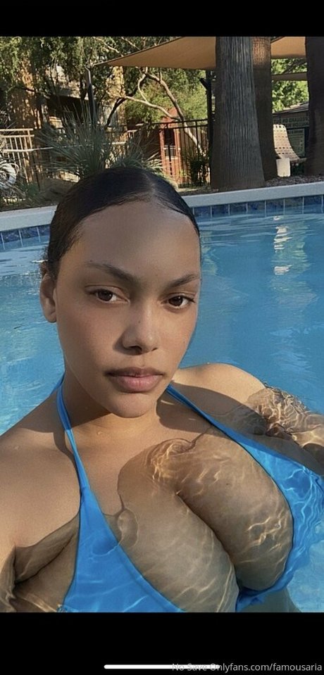 famousaria sexy actress pics