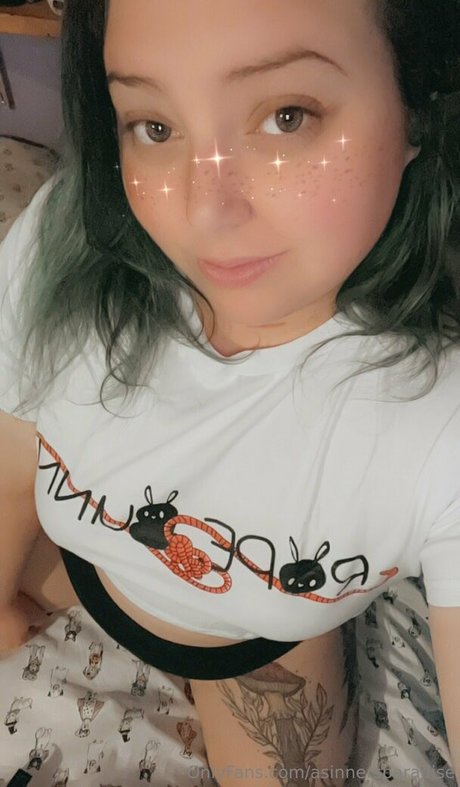 asinnersparadise nudes model photo